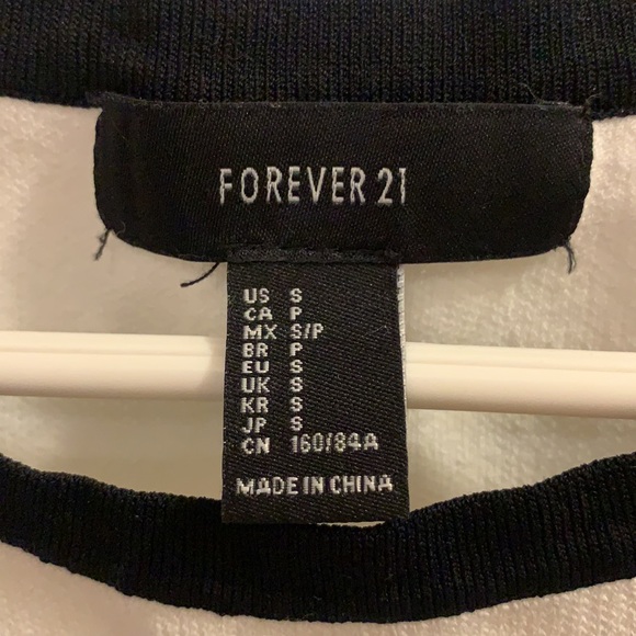 Black and White vest tank top - Picture 3 of 3